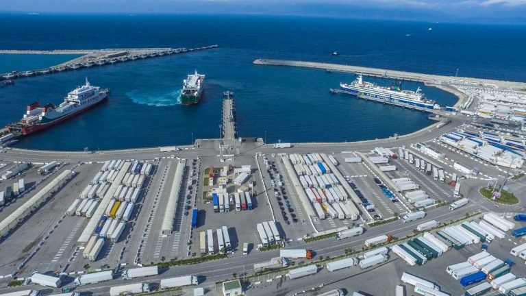طنجة المتوسط.. وجهة رئيسية لوفد برلماني إفريقي رفيع المستوى