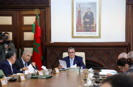 مجلس الحكومة يصادق على مشروع مرسوم لتنظيم عمليات جمع التبرعات وتوزيع المساعدات لأغراض خيرية