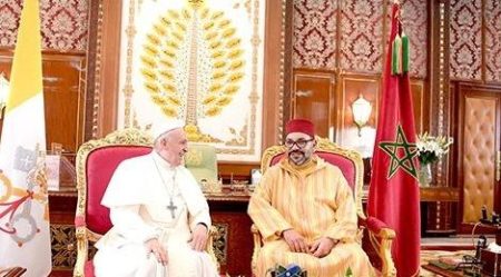 الملك يبعث ببرقية تهنئة إلى البابا فرانسيس بمناسبة ذكرى اعتلائه كرسي الفاتيكان