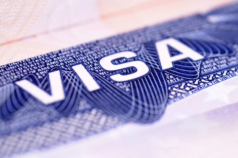 إسبانيا تفتح أبوابها للمغاربة بدون فيزا