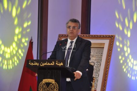 من طنجة .. وهبي يخلع عباءة الوزير.. ويرتدي رداء المحامي من جديد