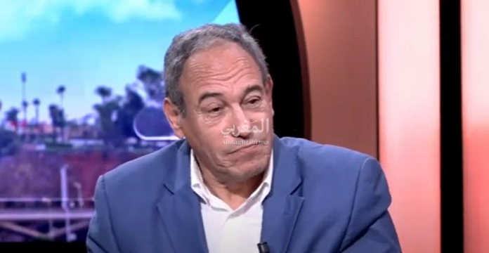 عبود يكتب: أزمة الجزائر – باريس… ماكرون يجدد دعمه القوي لوزير داخليته