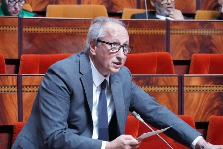 برادة يرفض تقليص ساعات التدريس و يقول ان المغرب يحتاج لتحسين التعليم لا لتخفيف الجهد