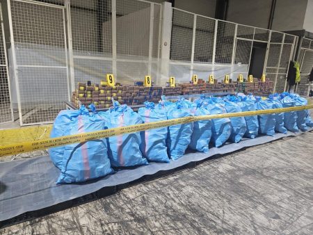 إحباط شحنة ضخمة من مخدر الشيرا بميناء طنجة المتوسط
