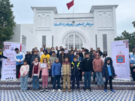 انطلاقة ملتقى مغوغة للشطرنج بمشاركة فاعلين محليين وتتويج فائزين
