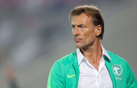 هيرفي رونار يعبّر عن استيائه من ما سماه الظلم الكروي الذي تعرض له المغرب