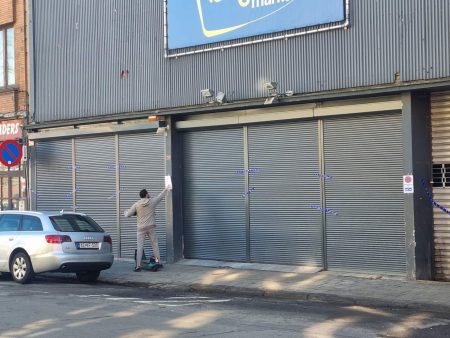 السلطات البلجيكية تُغلق فروع “طنجة ماركت” بعد حملة تفتيش تكشف مخالفات تشغيل