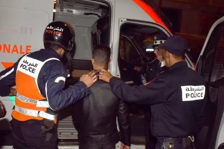 توقيف مشتبه فيه سويدي الجنسية في قضايا مخدرات وابتزاز دولي بمطار طنجة