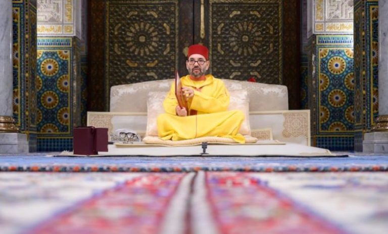 الملك محمد السادس يترأس حفلا دينيا لإحياء ليلة القدر بالقصر الملكي بالرباط