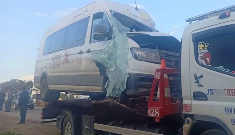حادث سير بين حافلتين لنقل العمال بضواحي سطات يخلف أكثر من 20 جريحا
