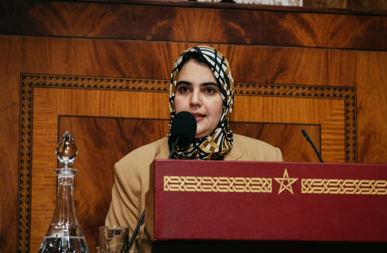 بسبب مرض طفلها.. المستشارة زينب السيمو تغيب عن دورة مجلس النواب وتكشف عن سؤال برلماني حول التسول