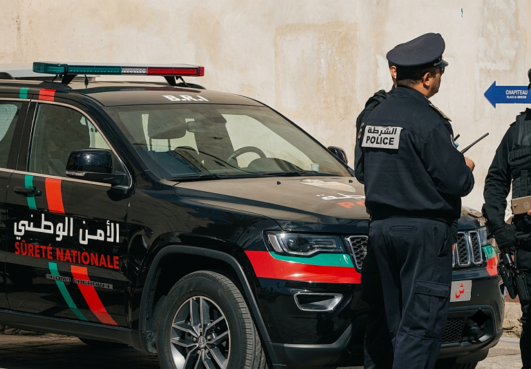 تعزيزات أمنية من خارج طنجة لدعم حملة ميدانية تستهدف المطلوبين وشبكات ترويج المخدرات