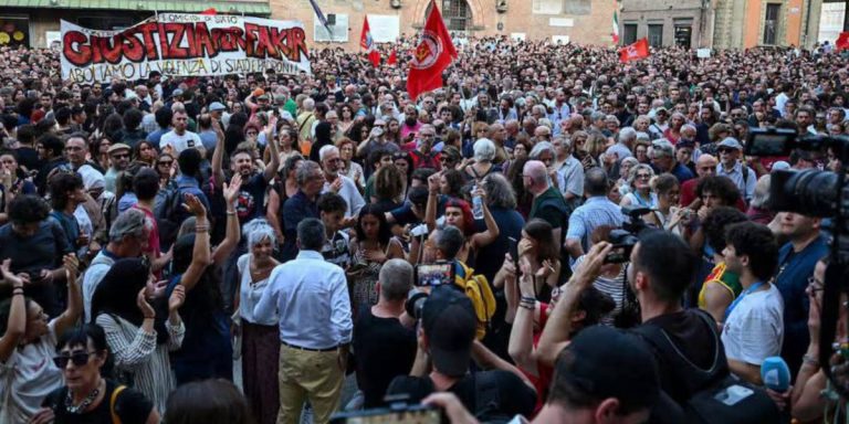 وفاة مغربي أثناء تدخل أمني تشعل احتجاجات في بولونيا.. والسلطات الإيطالية تفتح تحقيقًا